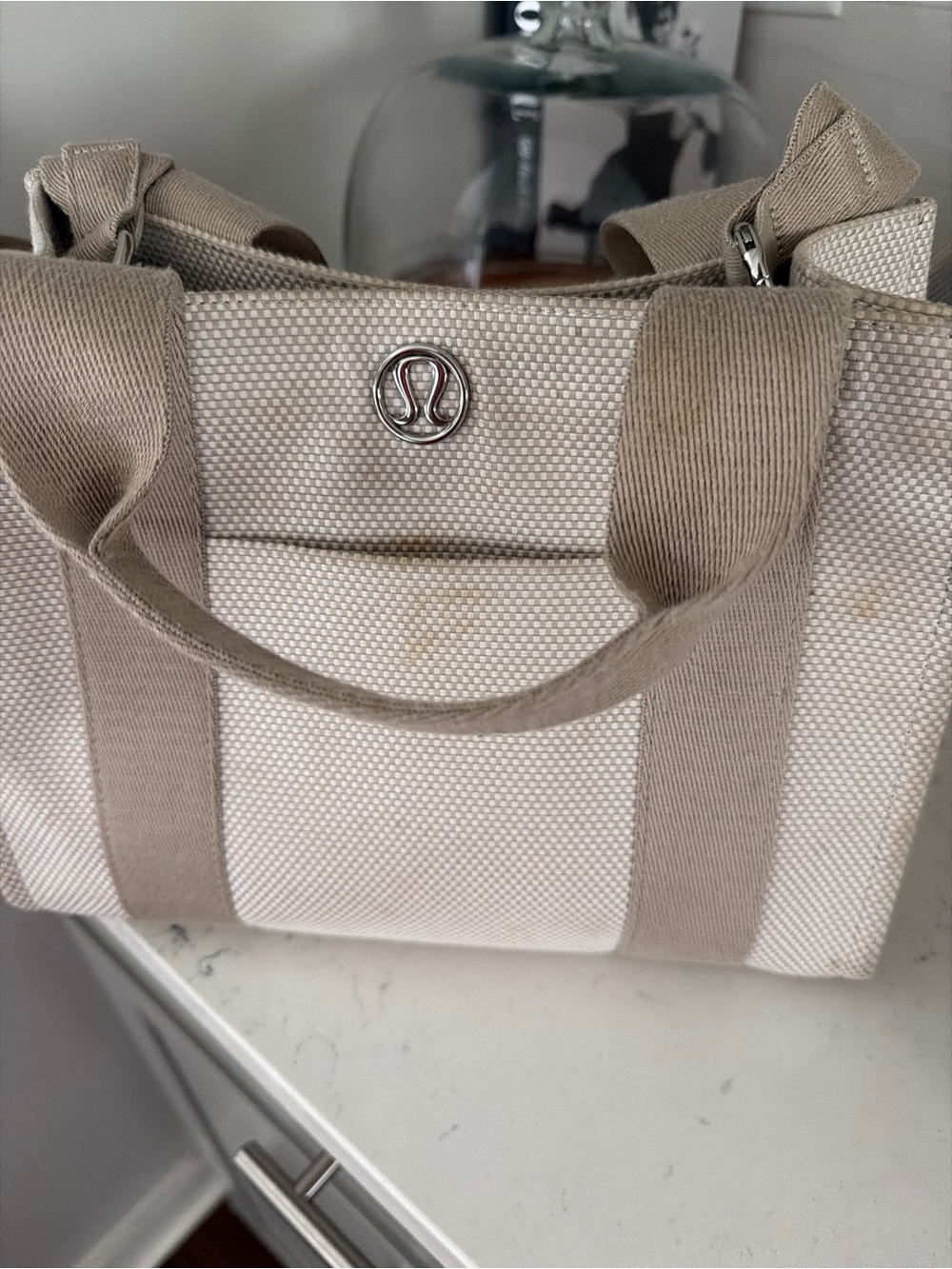 Lululemon bag